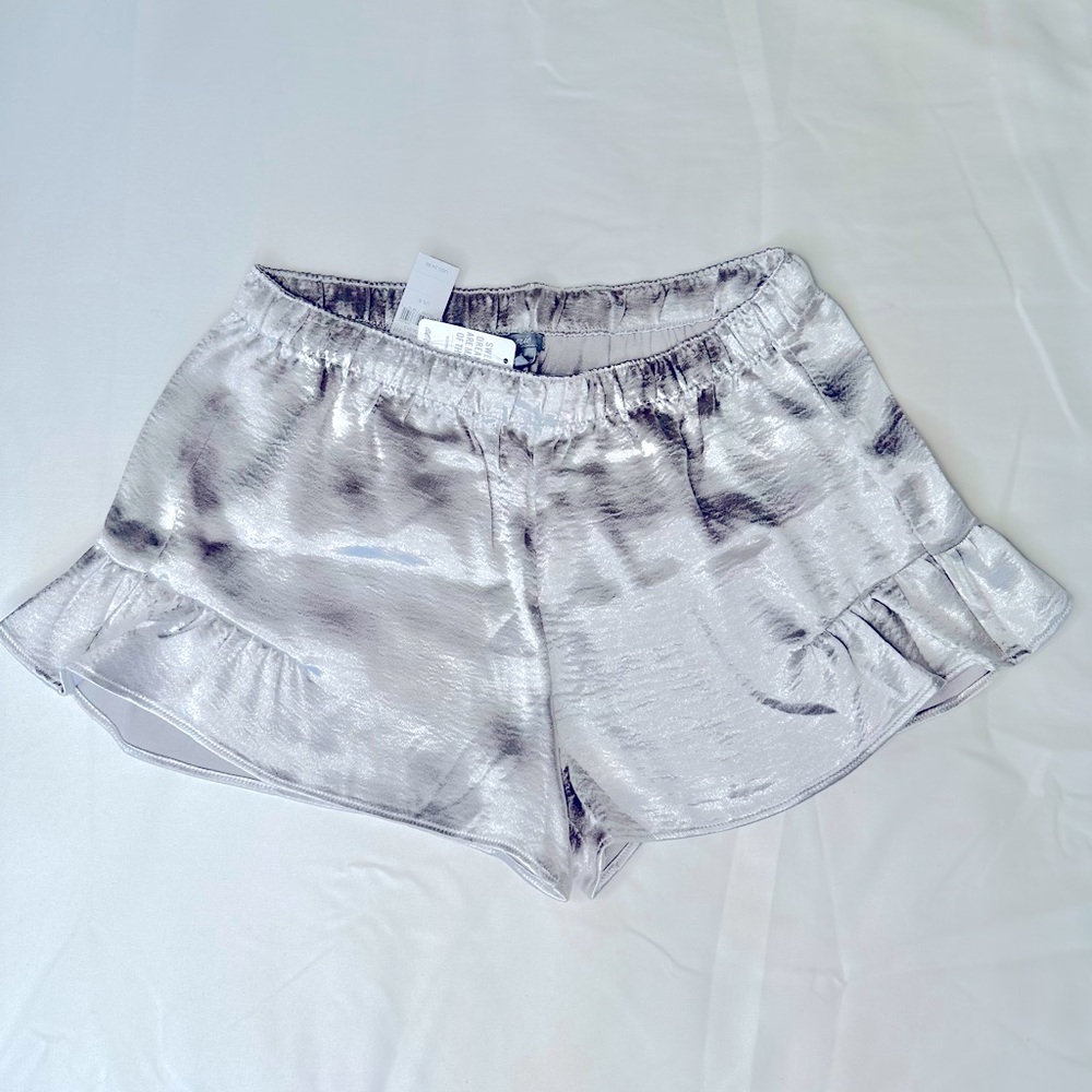 NWT Aerie silver satin ruffle lounge shorts